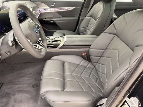New 2026 BMW i7 xDrive60 AWD/4WD image 5