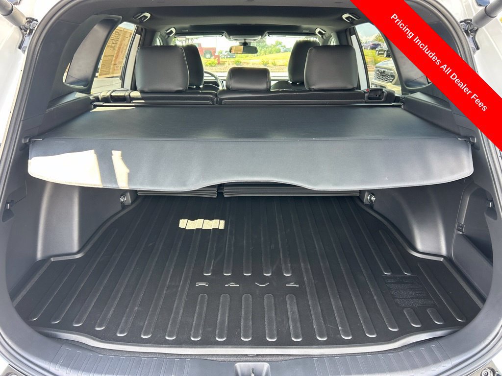 Used 2026 Toyota RAV4 SE w/ Convenience Package FWD image 16