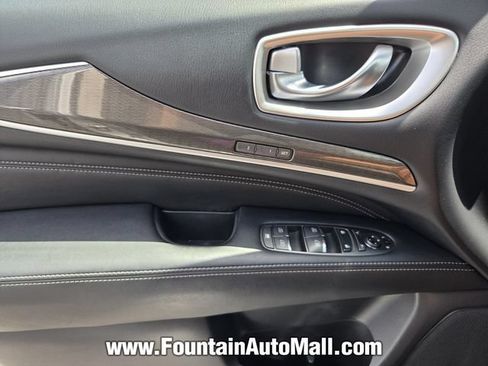 Used 2018 INFINITI QX60 FWD w/ Premium Plus Package image 17