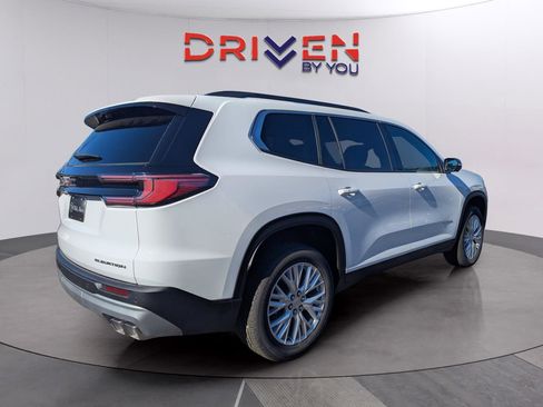 New 2026 GMC Acadia Elevation image 6