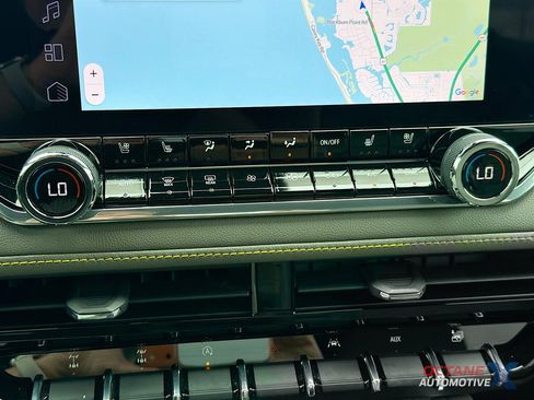 Used 2023 Chevrolet Colorado ZR2 w/ ZR2 Convenience Package III AWD/4WD image 16