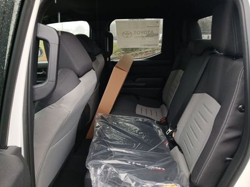 New 2025 Toyota Tacoma TRD Off-Road image 7