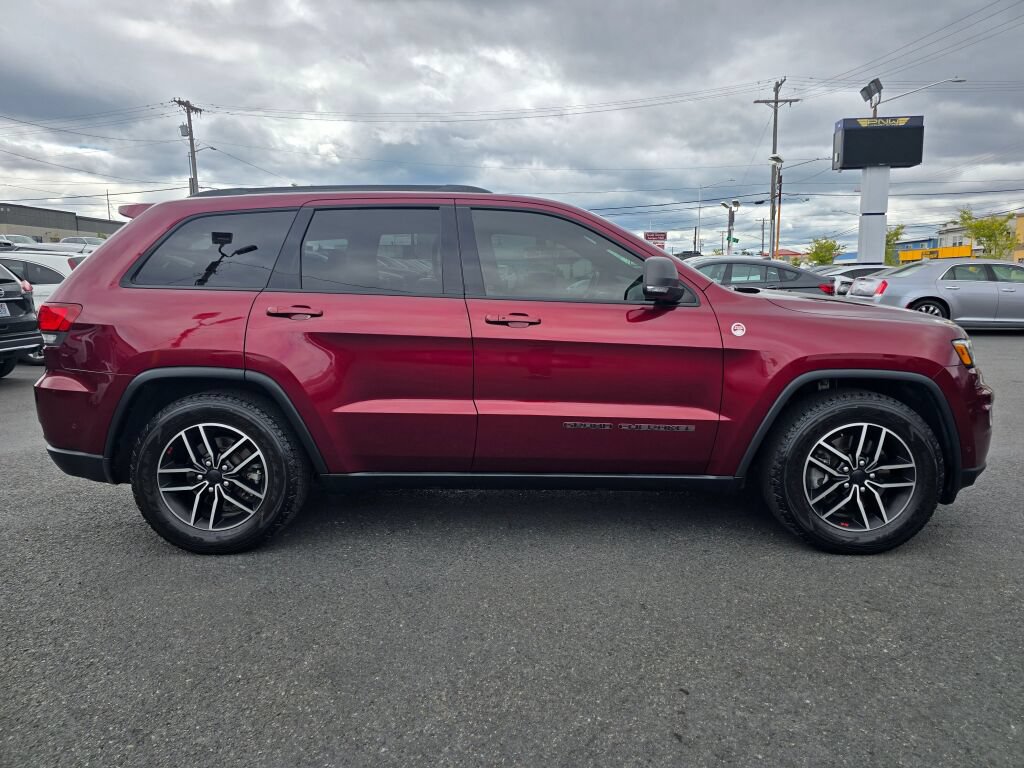 Used 2020 Jeep Grand Cherokee Trailhawk w/ Trailhawk Luxury Group AWD/4WD image 5