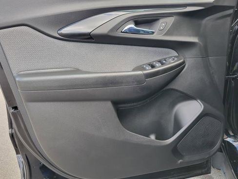 Used 2023 Chevrolet TrailBlazer LT image 14