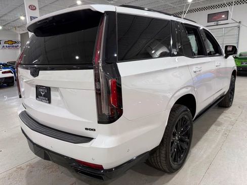 Used 2022 Cadillac Escalade Sport Platinum AWD/4WD image 5
