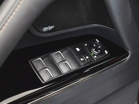 Used 2023 Lexus LX 600 F Sport AWD/4WD image 10