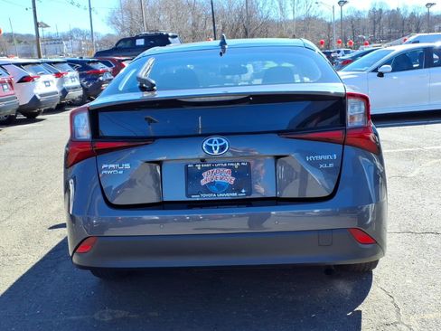 Used 2022 Toyota Prius XLE w/ Advanced Technology Package image 5