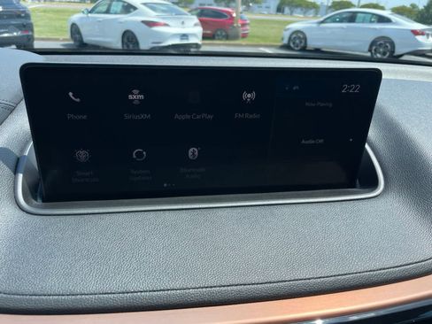 Used 2022 Acura MDX SH-AWD image 16