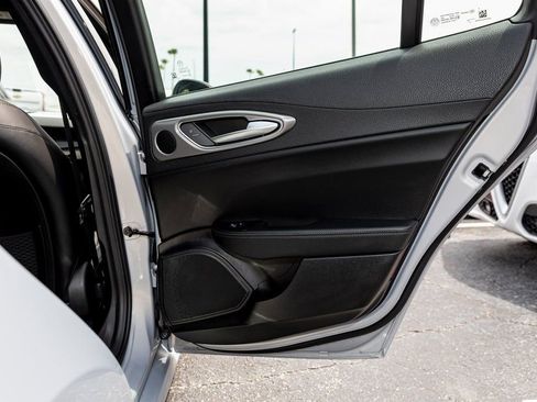 New 2025 Alfa Romeo Giulia w/ Driving Assist Package image 32