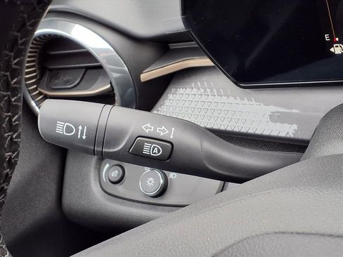 New 2026 Chevrolet Trax ACTIV w/ Driver Confidence Package FWD image 17