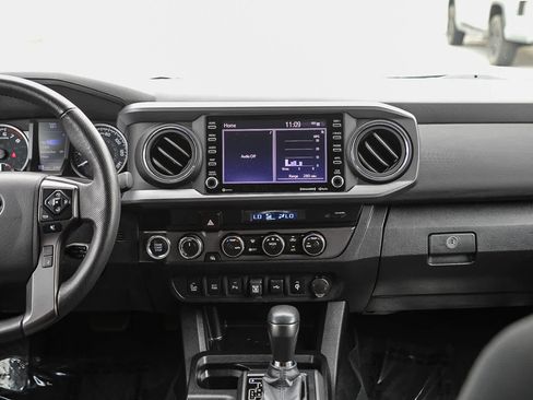 Certified 2023 Toyota Tacoma TRD Off-Road w/ Advanced Technology Package AWD/4WD image 14