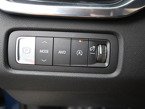 New 2026 GMC Acadia Denali Ultimate w/ LPO, Floor Liner Package AWD/4WD image 22