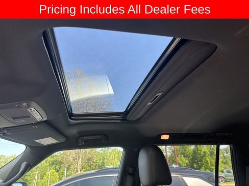 Certified 2023 Nissan Armada SL w/ Midnight Edition Package RWD image 11