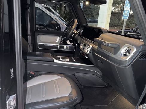 Used 2025 Mercedes-Benz G 580 w/ EQ Technology image 28