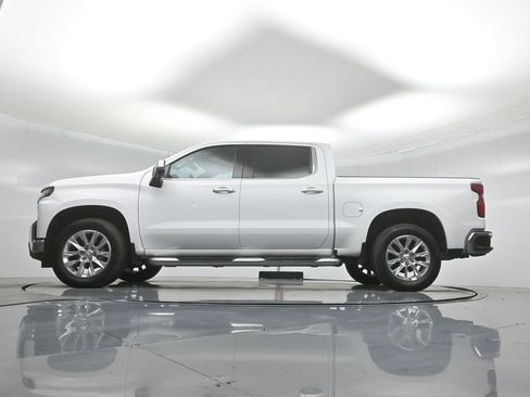 Used 2020 Chevrolet Silverado 1500 LTZ w/ LTZ Plus Package AWD/4WD image 7