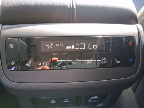 New 2026 Nissan Pathfinder Platinum w/ Cargo Package FWD image 34