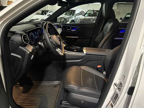 Used 2026 Mercedes-Benz GLC 300 4MATIC image 24