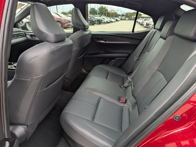 Used 2026 Toyota Camry XSE w/ Premium Package FWD image 28