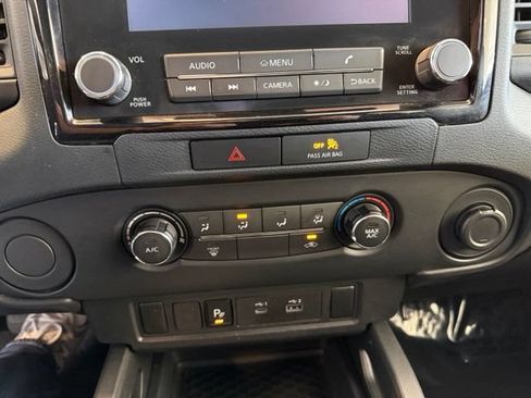 Used 2022 Nissan Frontier S w/ Technology Package RWD image 15