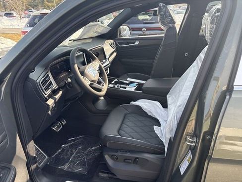 New 2026 Volkswagen Atlas Cross Sport SEL Premium R-Line image 9