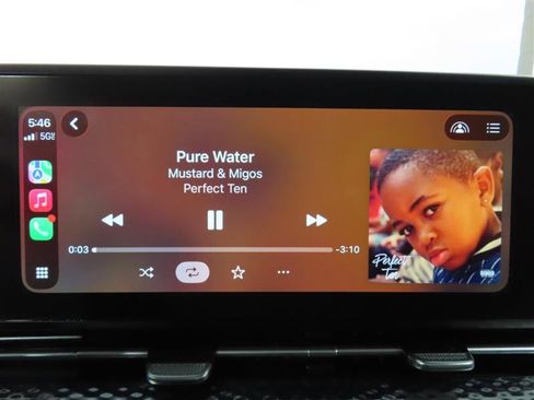 Used 2022 Kia Carnival SX Prestige image 26