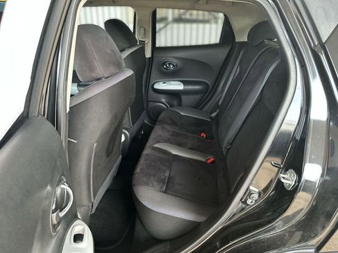 Used 2017 Nissan Juke SV image 23