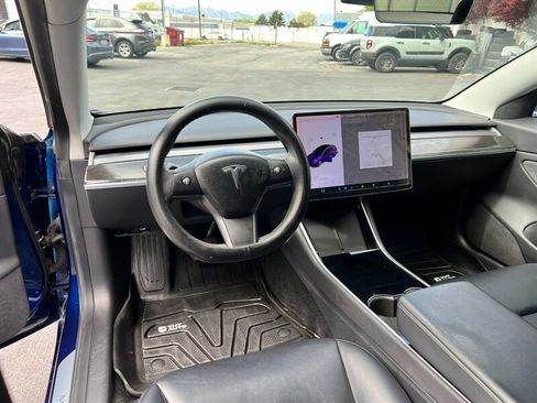 Used 2019 Tesla Model 3 Long Range image 19