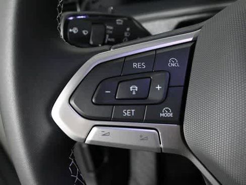 New 2026 Volkswagen Tiguan S image 38