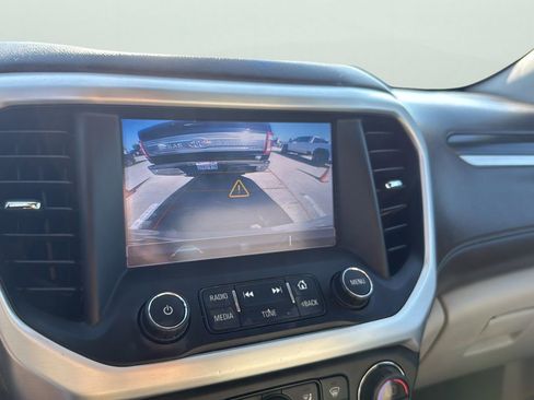 Used 2018 GMC Acadia SLT AWD/4WD image 11