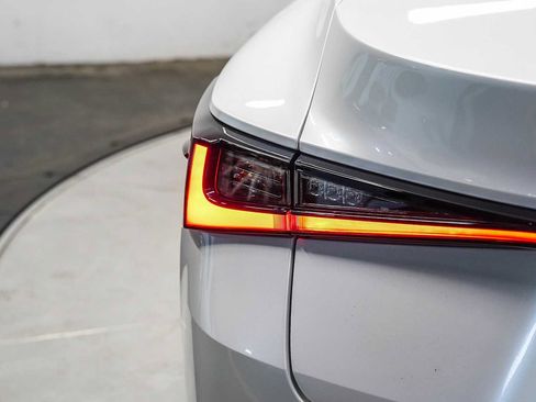 Used 2024 Lexus IS 300 w/ Premium Package RWD image 11