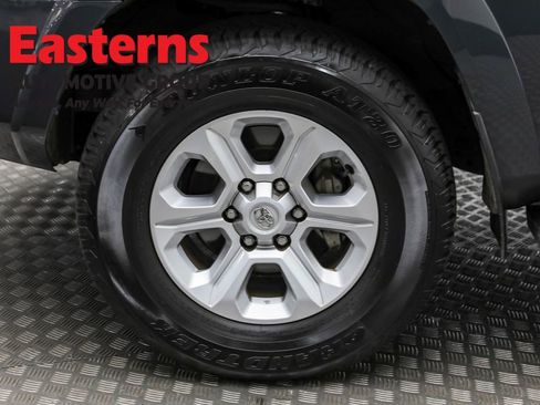 Used 2024 Toyota 4Runner SR5 image 30