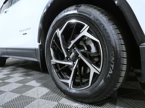 Used 2020 Chevrolet Equinox LT AWD/4WD image 2
