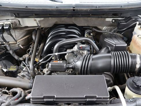 Used 2010 Ford F150 XLT image 37