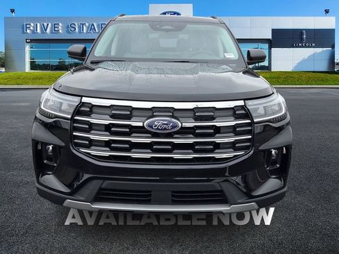 New 2026 Ford Explorer Active w/ Active Comfort Package image 2
