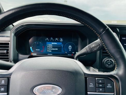 Used 2023 Ford F350 Platinum image 15