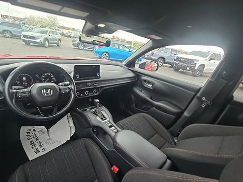 Used 2024 Honda HR-V Sport image 27