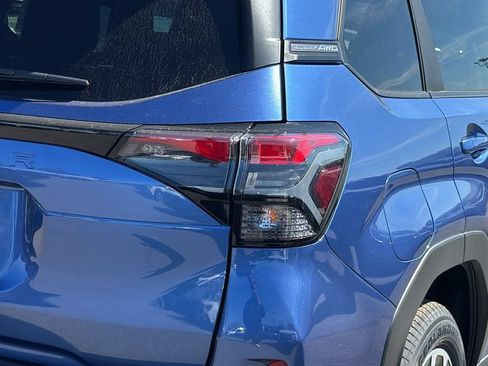 New 2026 Subaru Forester Premium AWD/4WD image 7