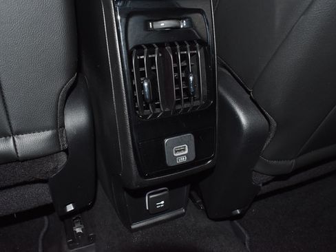 Used 2022 Jeep Compass Latitude AWD/4WD image 24