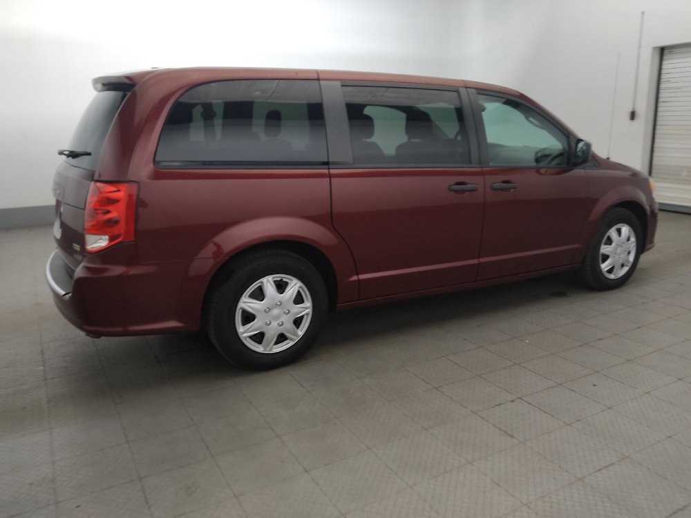 Used 2019 Dodge Grand Caravan SE w/ UConnect Hands-Free Group FWD image 10