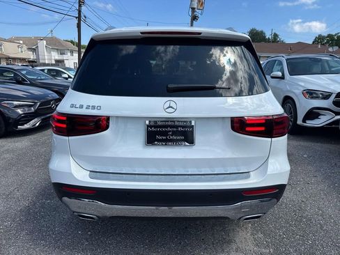 New 2026 Mercedes-Benz GLB 250 image 4