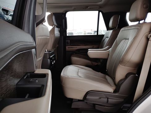 Used 2019 Ford Expedition Limited AWD/4WD image 24