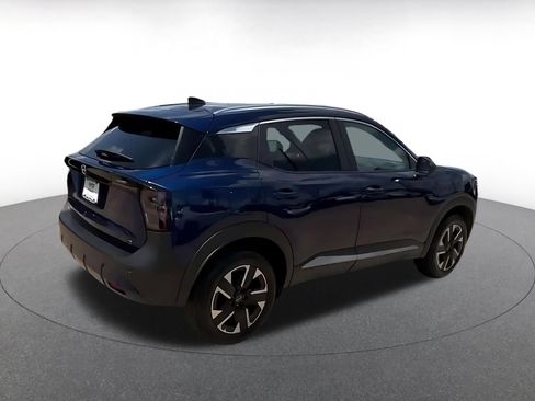 Used 2026 Nissan Kicks SV w/ Cold Weather Package AWD/4WD image 10