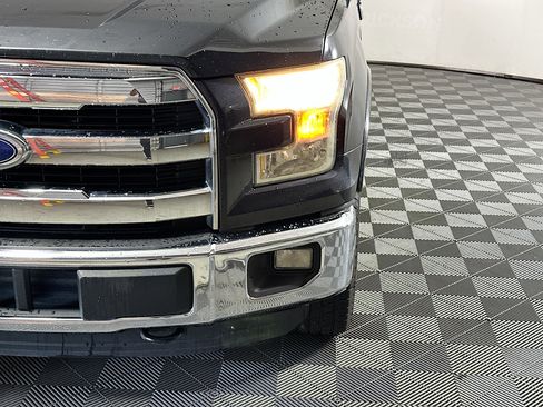 Used 2016 Ford F150 Lariat w/ Equipment Group 501A Mid image 9