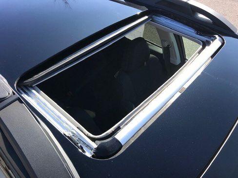 Certified 2023 Subaru Outback Premium image 9