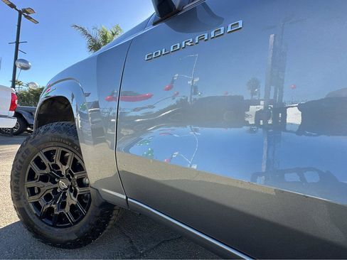 Used 2023 Chevrolet Colorado W/T image 36