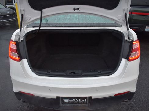 Used 2017 Ford Taurus Limited image 29