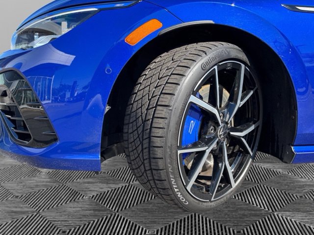Used 2024 Volkswagen Golf R AWD/4WD image 28