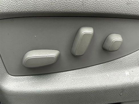 Used 2019 Chevrolet Tahoe LT image 23