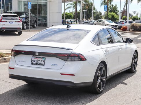Used 2024 Honda Accord Sport image 11
