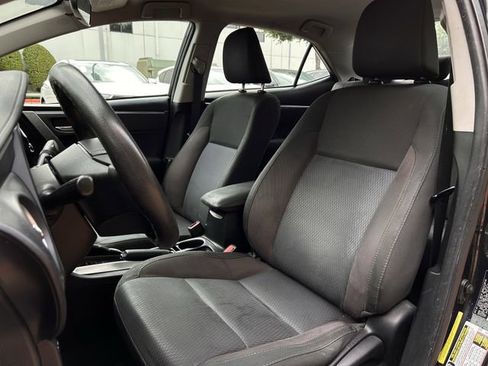 Used 2017 Toyota Corolla LE image 25